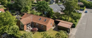 Smukt renoveret villa med en helt unik beliggenhed i Sæby
