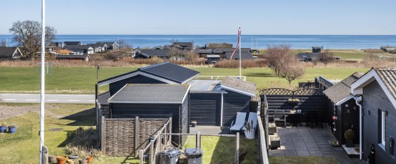 Charmerende fritidshus på 28 m² ved vandet i Sæby med panoramaudsigt