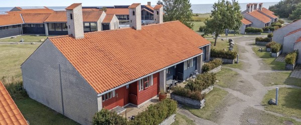 Hyggeligt rækkehus med top beliggenhed i feriecentret ved Sæby Søbad