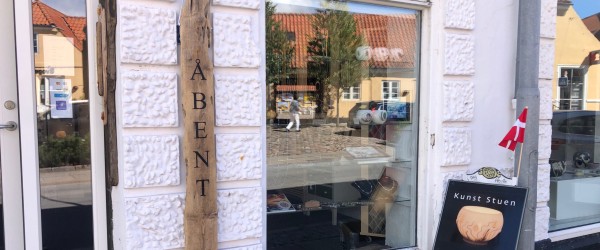 Ny kunstbutik åbnet i Søndergade i Sæby