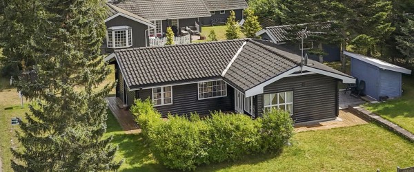 Ugens bolig: Kun 400 meter til stranden