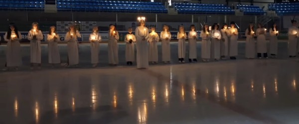 SOS Nord afholdte smukt Lucia-optog på is