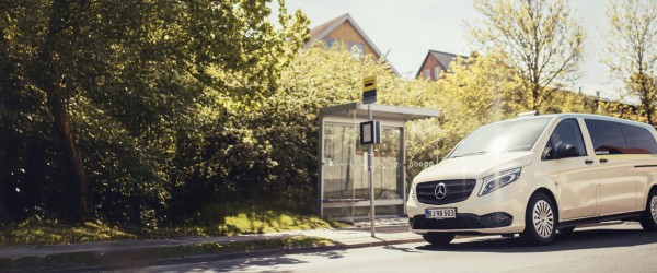 80 glade gæster til indvielse af nye busruter i Lyngså