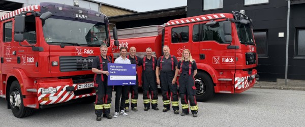 Sæby Brandmandsforening modtog donation på 15.000 kr