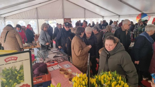 Overvældende interesse for marked på Torvet