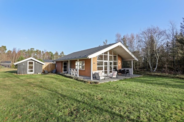 Vedligeholdelsesvenligt sommerhus ved Lyngså Strand