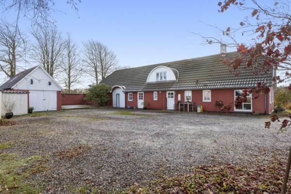 Ugens bolig fra home: Charmerende bolig med masser af plads