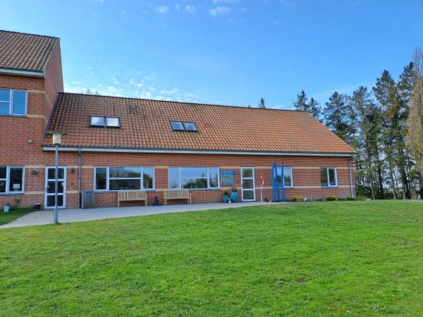 Dybvad Aktivitetscenter samlede generationer til sommerfest