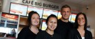 Cafe Big Burger på Sophus Falcksvej skifter ejer
