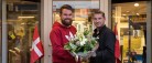 Ugens buket fra Bellis Blomster til lokal spillemand