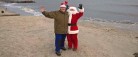 Julemanden og alle hans nisser på fisketur i Sæby