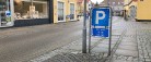 Farcen om parkeringspladserne er ikke slut