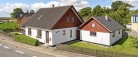 Velholdt villa i hyggeligt og engageret landsbymiljø