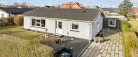 EDC Lars Jensen: Moderniseret og prisvenlig villa i hjertet af Sæby