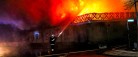 Brandfolk til voldsom brand i villa i nat