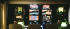 Historien bag casino: Fra tidlig gambling til online udbud