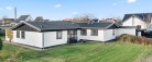 Ugens bolig: Lys, rummelig og moderniseret villa centralt i Sæby