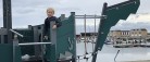 Legeplads af genbrugsmaterialer på Havnepromenaden i Sæby