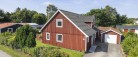 Rummelig villa med 4 gode værelser, 2 badeværelser og stor stue