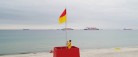Sidste chance for at bade på strande med livreddere