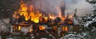 Brand i bygning med stråtag ved Præstbro