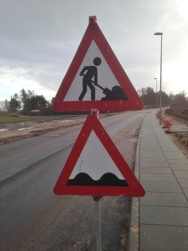skilt3