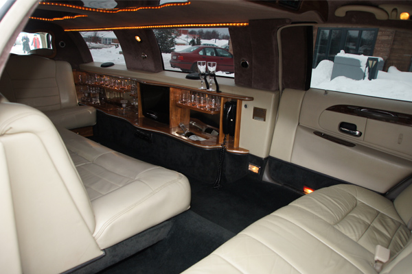 Limo indeni