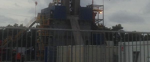 Skifergas: <br>Borehul fyldes med cement Skifergas: <br>Borehul fyldes med cement