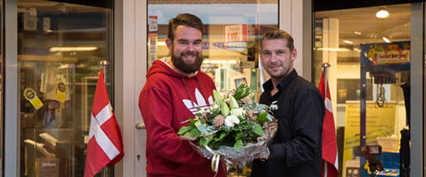 Ugens buket fra Bellis Blomster til lokal spillemand Ugens buket fra Bellis Blomster til lokal spillemand