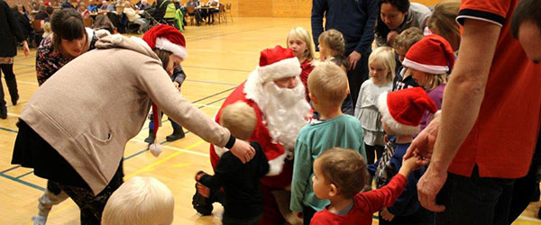 Julemanden overlevede stormen Gorm Julemanden overlevede stormen Gorm