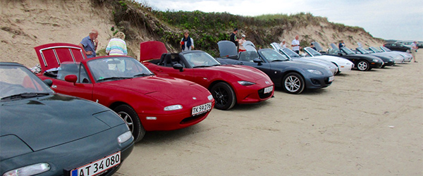 MX-5 sportsvogns-træf fuld tegnet… MX-5 sportsvogns-træf fuld tegnet…