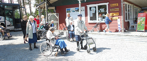 Østervrå Ældrecenter på hyggetur til Farm Fun