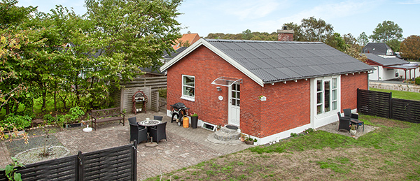 Flot vedligeholdt bolig på rolig villavej centralt i Sæby Flot vedligeholdt bolig på rolig villavej centralt i Sæby