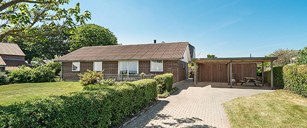 Fin villa med smuk uhindret havudsigt over cirkuspladsen Fin villa med smuk uhindret havudsigt over cirkuspladsen
