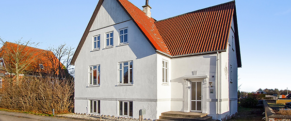 EDC Jensen & Riise: Rummelig villa til den store familie
