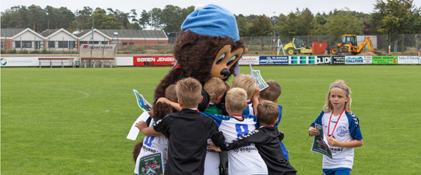 Fodbold og pandekager til årets Rasmus Klump Cup