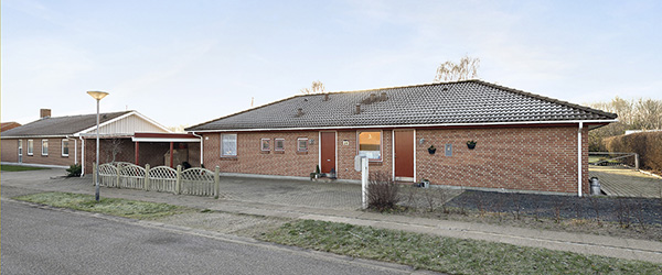 Velindrettet villa med 5 værelser beliggende i sydbyen Velindrettet villa med 5 værelser beliggende i sydbyen