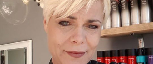 Mandag var store åbnings dag hos landets frisører Mandag var store åbnings dag hos landets frisører