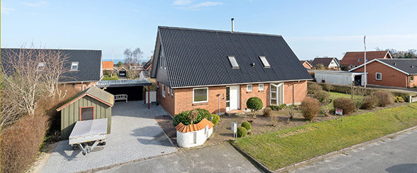 Nyistandsat villa på 183 m2 med flot havudsigt Nyistandsat villa på 183 m2 med flot havudsigt