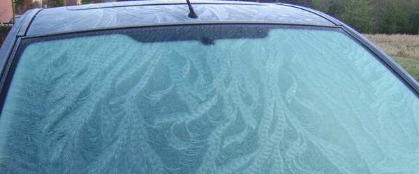 Guide: Forrudefrost kan koste kørekortet Guide: Forrudefrost kan koste kørekortet