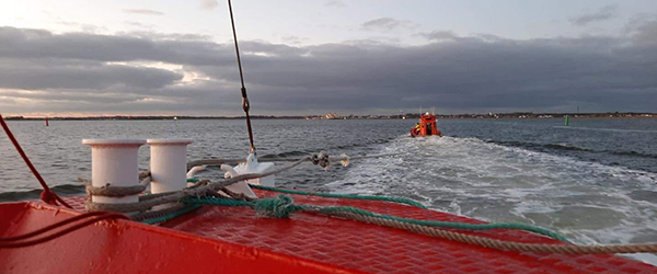Fiskekutter måtte have assistance fra Sæby Redningsstation Fiskekutter måtte have assistance fra Sæby Redningsstation