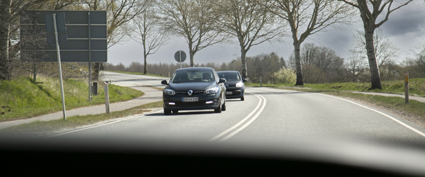 Foto: Rådet for Sikker Trafik.
Kører du for tæt på bilen foran?