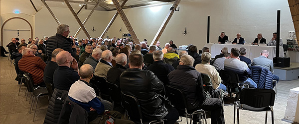 Foto: Frederikshavn kommune 200 mødte op til dialogmøde onsdag aften