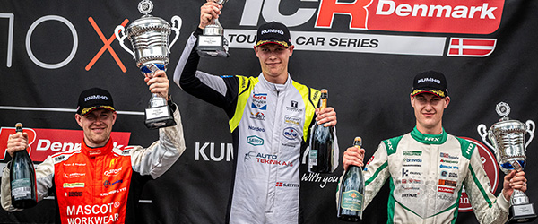 Foto: Grippo Silas Rytter vinder foran Magnussen og landets bedste TCR-kørere