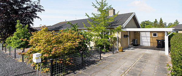 NETOP NEDSAT! – Velholdt og løbende moderniseret villa NETOP NEDSAT! – Velholdt og løbende moderniseret villa