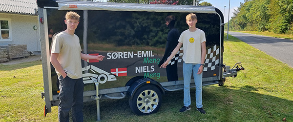 Niels og Søren-Emil er på jagt efter sponsorer Niels og Søren-Emil er på jagt efter sponsorer