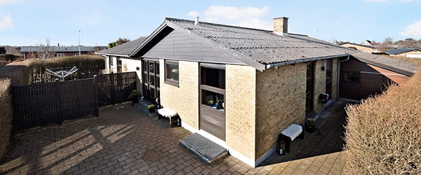Rummelig familievenlig villa med 4 værelser Rummelig familievenlig villa med 4 værelser