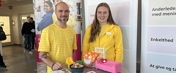 150 elever på handelsskolen mødte 20 virksomheder til Erhvervsdagen 150 elever på handelsskolen mødte 20 virksomheder til Erhvervsdagen
