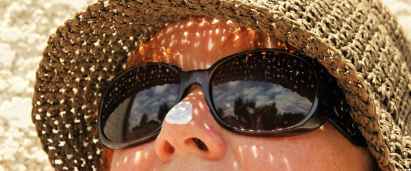 Danskerne glemmer solcremen i sommervarmen Danskerne glemmer solcremen i sommervarmen