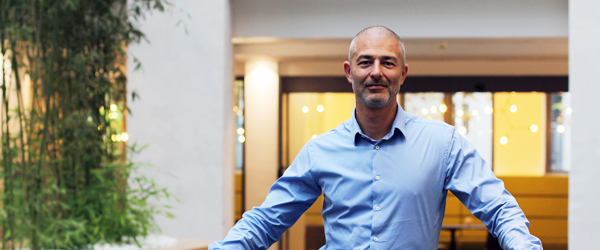 Bo Rasmussen. Firma bag RKI-registret advarer om Facebook-svindlere